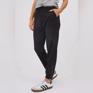Albion Jetsetters Joggers Black Pants with Gold Zipper Large